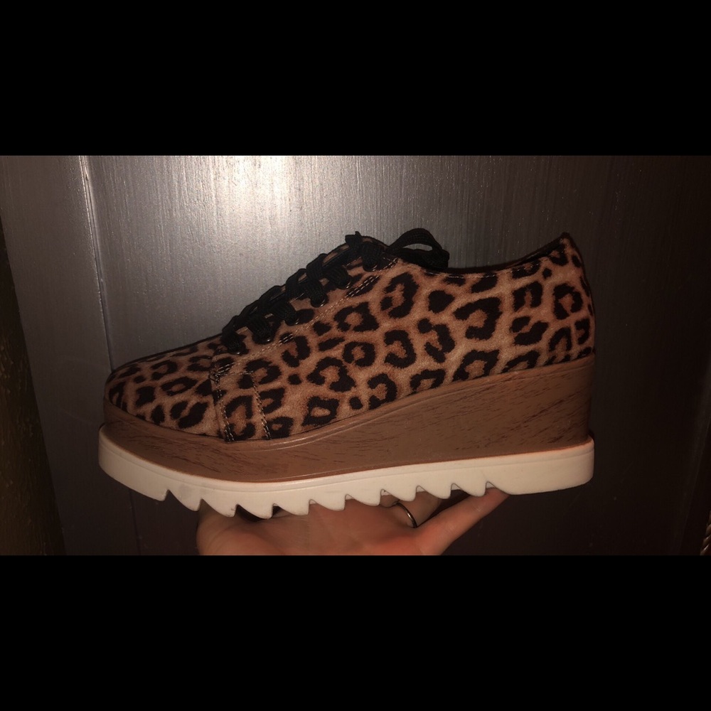 leopard shoes